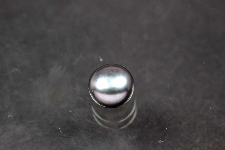 freshwater pearls, half drilled Button, approx. size 6,0-6,5mm, high 5,0-5,5mm, color peacock