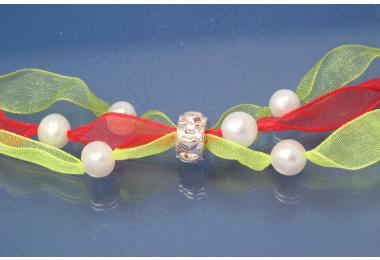 Ribbon necklace 3-rows jade green / neon yellow / red with freshwater pearls and clips, length ca. 70cm
