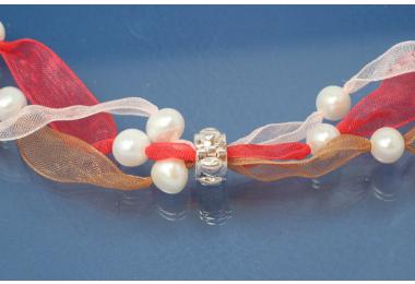Organza-Collier 3rhg. rot / braun / lachs mit S��wasserperlen und Clips, L�nge ca. 70cm