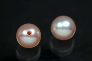 Freshwater pearls, half drilled round, approx.size 6,0-6,5mm, color rose
