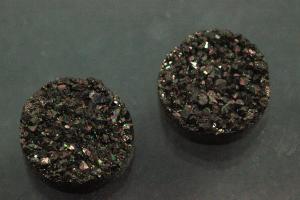 Quarz Druzy, Form rund, Farbe schwarzfarben, ca Mae  10mm, Hhe 4,0-5,2 mm