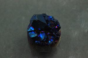 Quarz Druzy, Form rund, Farbe blaufarben, ca Mae  10mm, Hhe 5,7-8,9 mm
