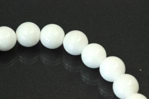 White Agate spherical gemstone strand white, approx. dimensions  8mm, approx. 39,0 - 40,0cm long.