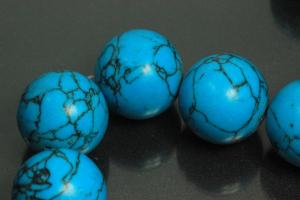 Turquoise reconstructed spherical gemstone strand, approx. dimensions  20mm, approx. 39,0 - 40,0cm long.