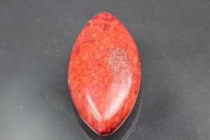 Schaumkorallanhnger gepresst rot Ellipse Mae 38 x 20mm, 9mm stark, Bohrung  ca. 1,2mm, lngs gebohrt