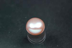 freshwater pearls, half drilled Button, approx. size 7,5-8,0mm, high 5,5-6,0mm, color plum