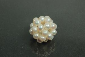 Pearl ball braided approx 18mm, colour white,