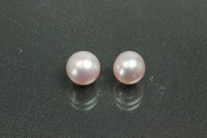 Freshwater pearls, undrilled round, approx.size 7,0mm, color shades of plum