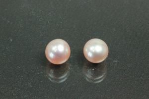 Freshwater pearls, undrilled round, approx.size 7,0mm, color shades of rose