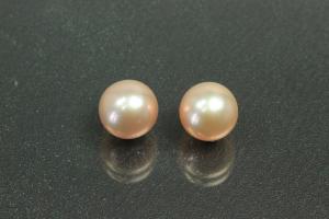 Freshwater pearls, undrilled round, approx.size 7,5mm, color shades of rosa