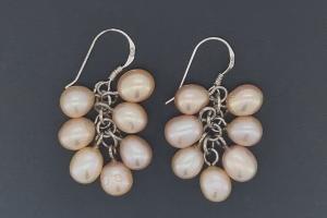 Perlohrhnger Potatoe cremefarben, ca. 5-6mm, mit 925/- Silberohrhaken