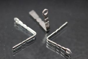 Edelstahl Schloschnapper mit Oese ca.Mae b 0,45mm x Schnappertiefe 4,5mm