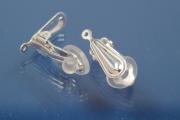 Ear clip with teardrop approx.length 18mm and silicone inlay with loop I  1,2mm 925/- silver.