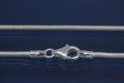 Schlangenkette gegl�ttet massiv (nicht teilhohl) ca. �1,4mm mit Karabiner,ca Ma�e Endglied A� 2,6mm, 925/- Silber, L�nge ca. 50cm
