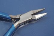 Flat Nose Plier without serration, with spring, 130mm