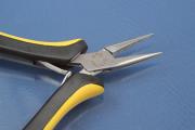Extra Slim Chain Nose Plier without serration, with spring, 130mm