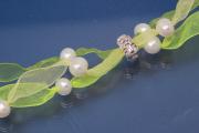 Organza-Collier 3rhg. jadegr�n / zitronengelb / neongelb mit S��wasserperlen und Clips, L�nge ca. 70cm