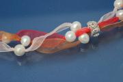 Organza-Collier 3rhg. rot / braun / lachs mit S��wasserperlen und Clips, L�nge ca. 70cm