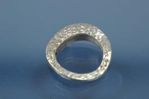 Colliermittelteil 925/- Silber rhodiniert mit gelben natural Brillant vollschliff, 0,02 ct gefasst, Fl�che beide Seiten geh�mmert ca Ma�e A� 20,5 I� 14,5mm Bohrung �2,2mm St�rke 4,5 im Verlauf 1,3mm